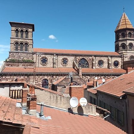 Chez David - Vacances Sous Les Toits Brioude Kültér fotó