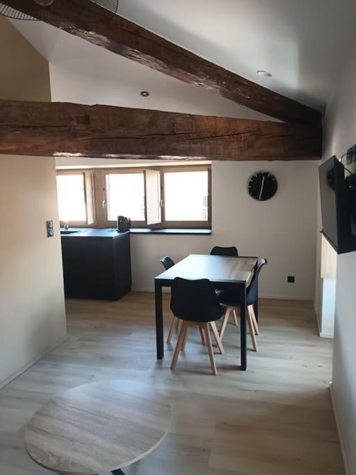 Chez David - Vacances Sous Les Toits Brioude Kültér fotó